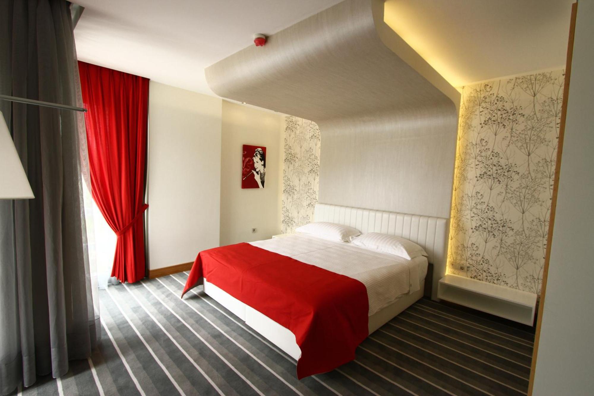 Atik Hotel Unye Exteriör bild